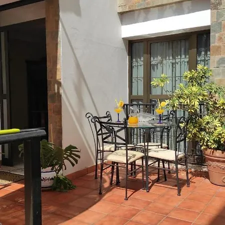 La Casa Del Muro Nuevo *